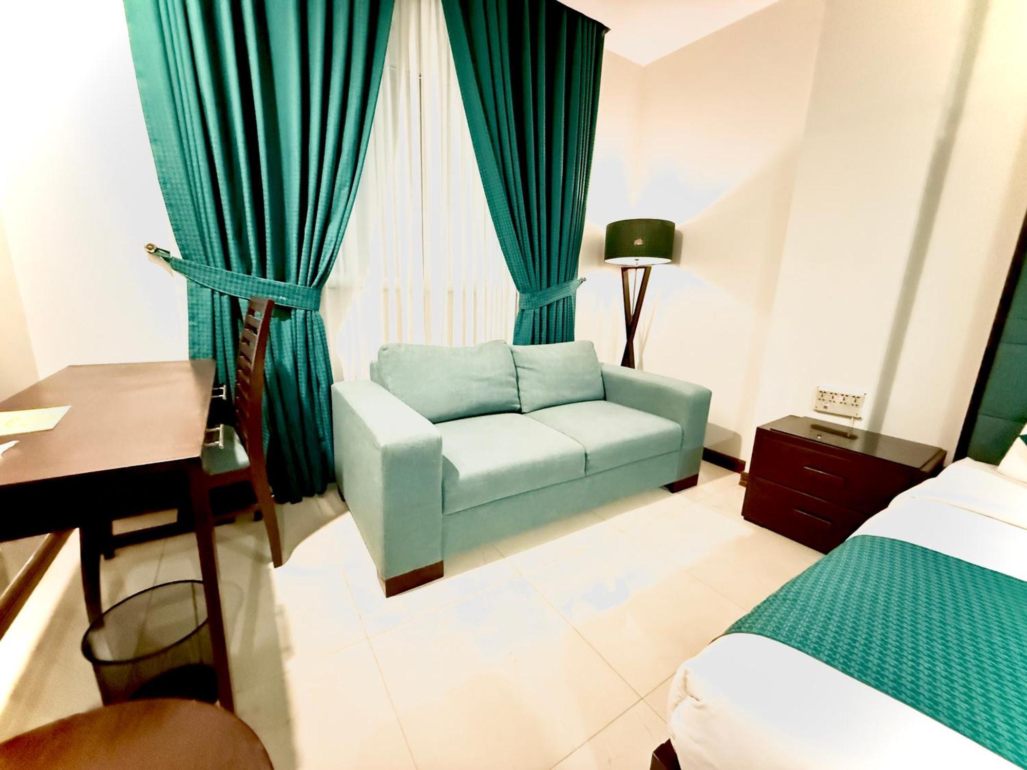 Atlas Hotel Islamabad Zewnętrze zdjęcie